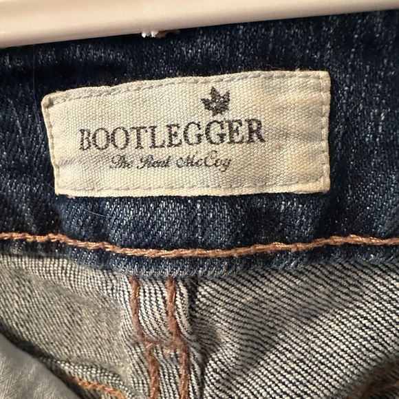 Bootlegger ladies Jean shorts 🩳 - Picture 6 of 6